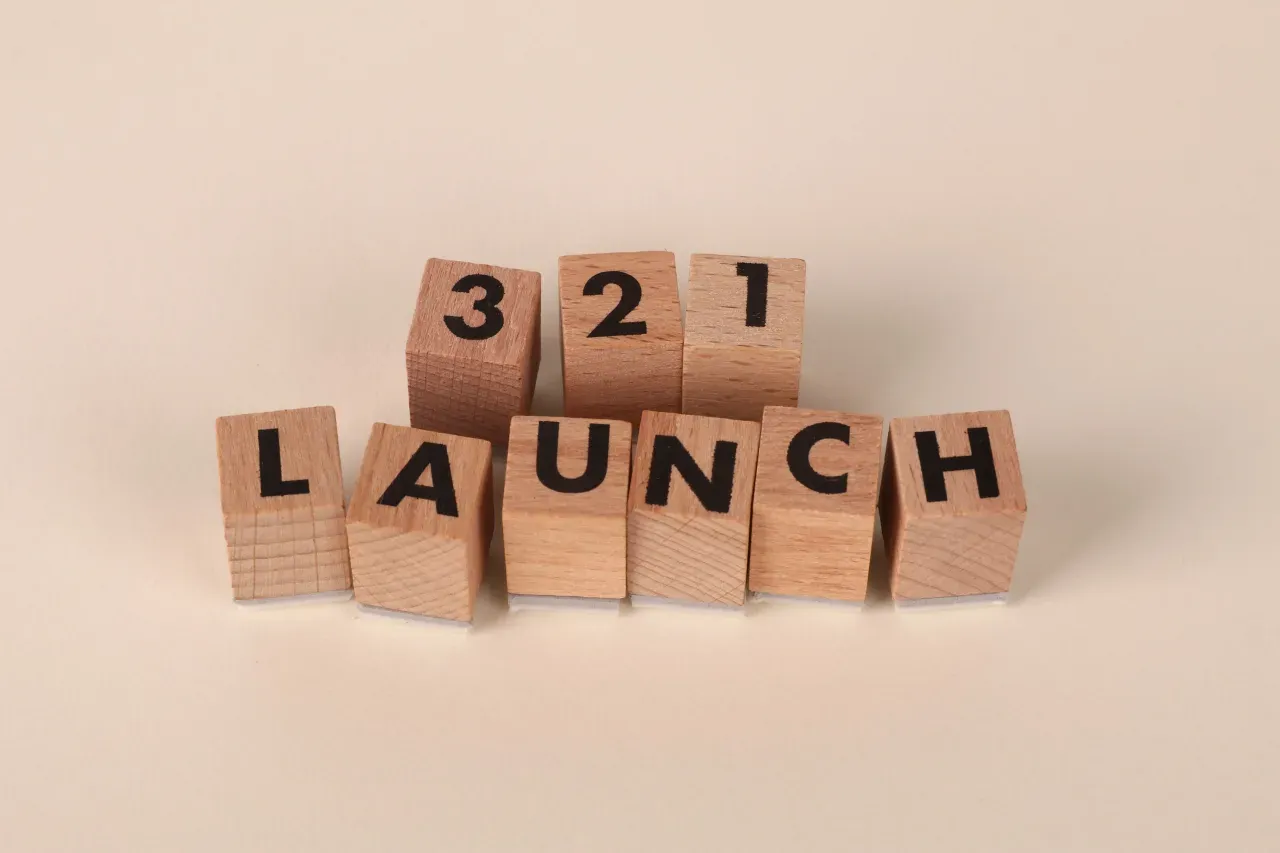 A 3, 2, 1 countdown graphic representing a store launch